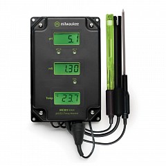 Milwaukee MW 811 pH+EC+temperature monitor